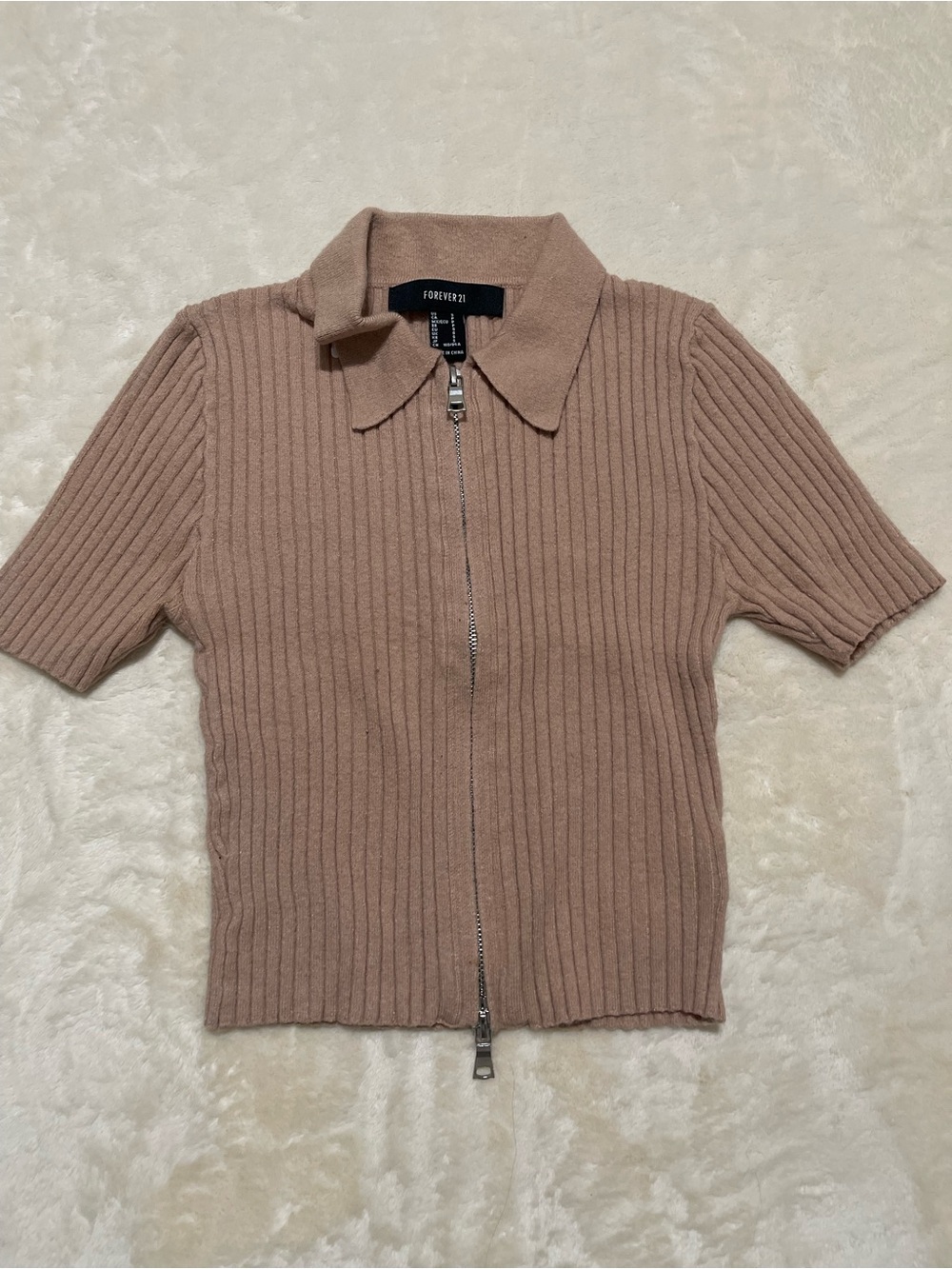 Forever 21 Ribbed Short Sleeve Zip-Front Top in Taupe